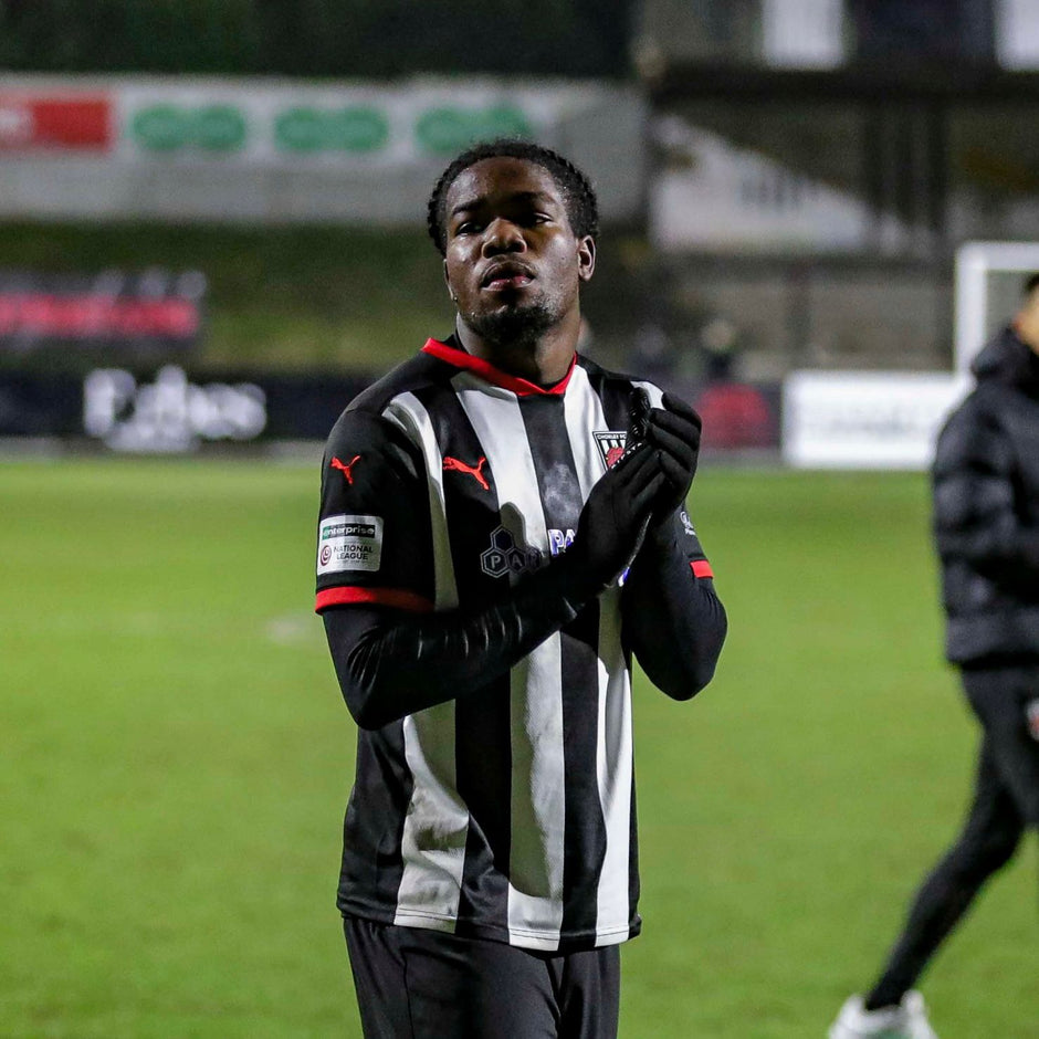 Anjola Popoola recalled by Accrington Stanley