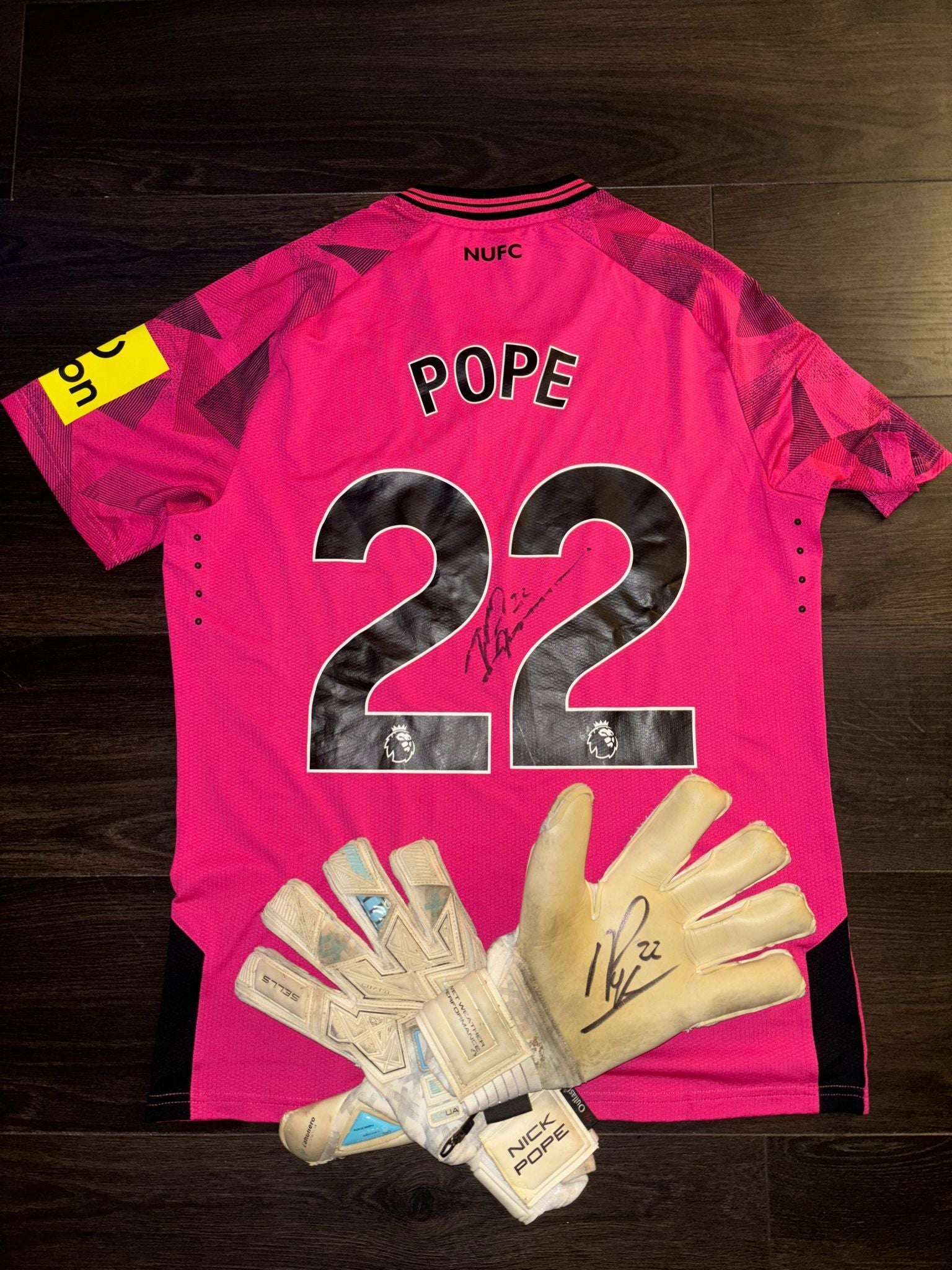 Nick Pope signed goalkeeper shirt  and gloves